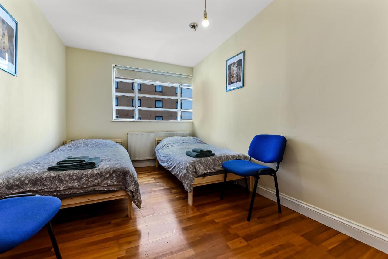 Spacious 2 Bedroom Apartment In Ealing Broadway Екстериор снимка